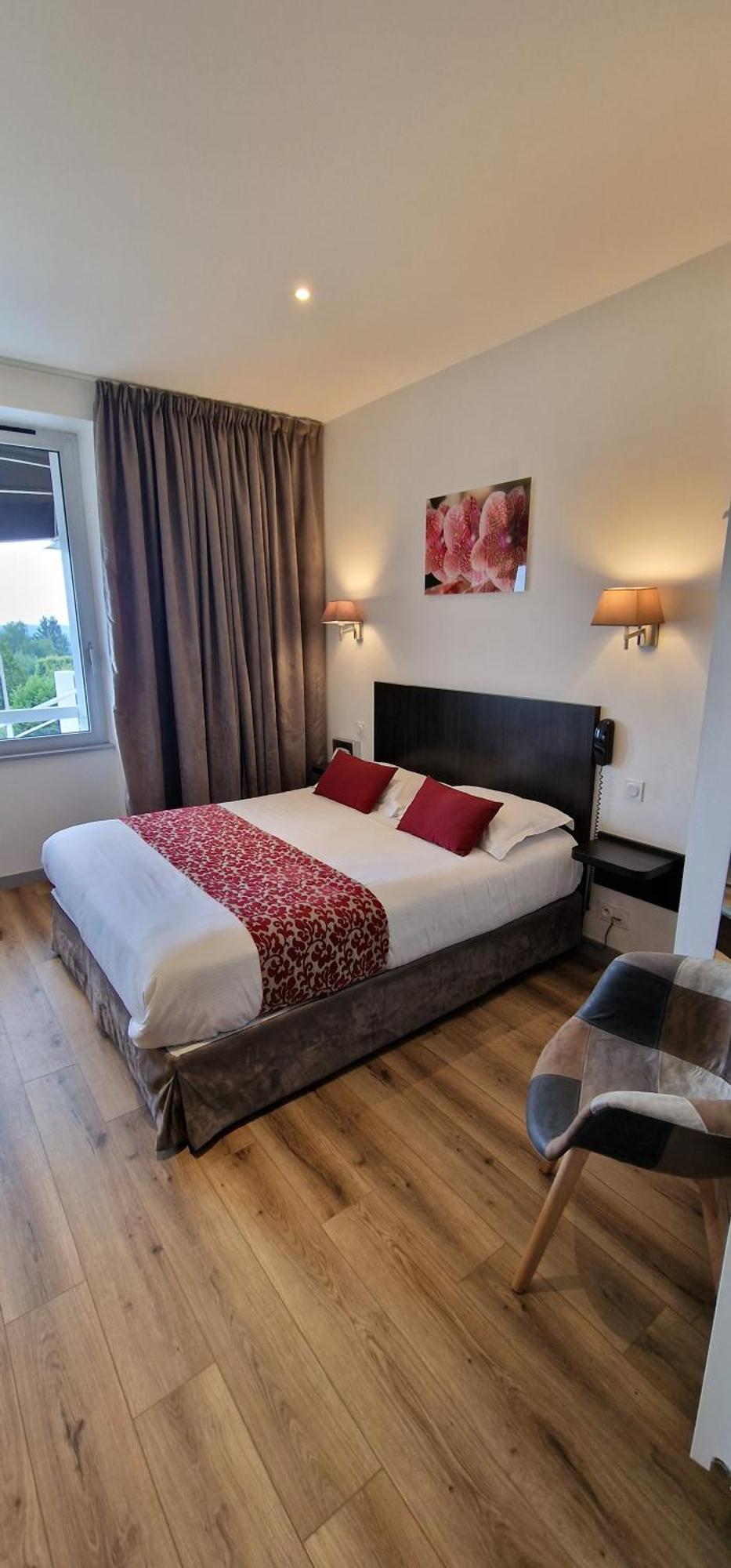 Hotel Le Bellevue Guer Εξωτερικό φωτογραφία