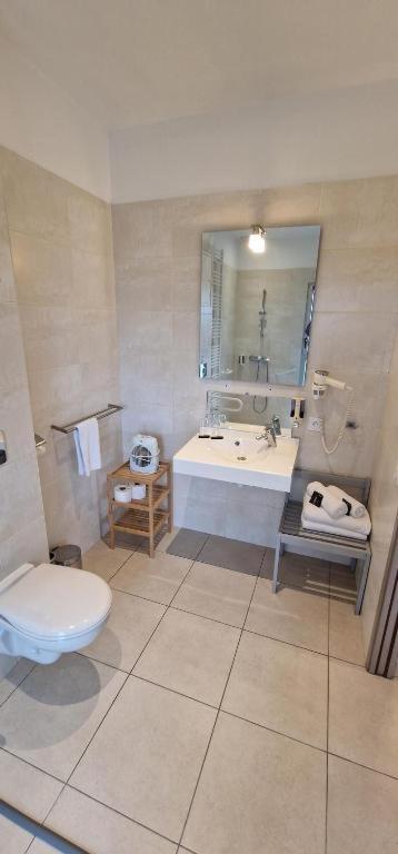 Hotel Le Bellevue Guer Εξωτερικό φωτογραφία
